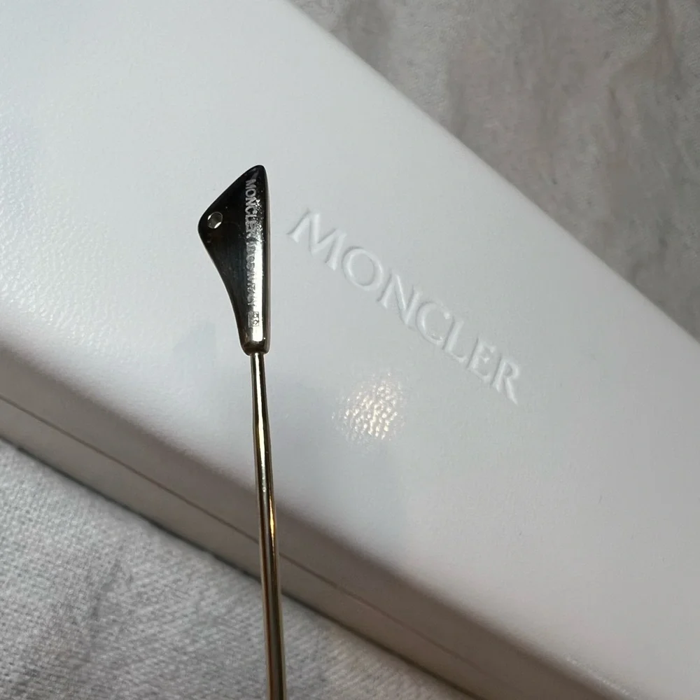 Moncler Black Aviator Sunglasses with White Case - Picture 4 of 9